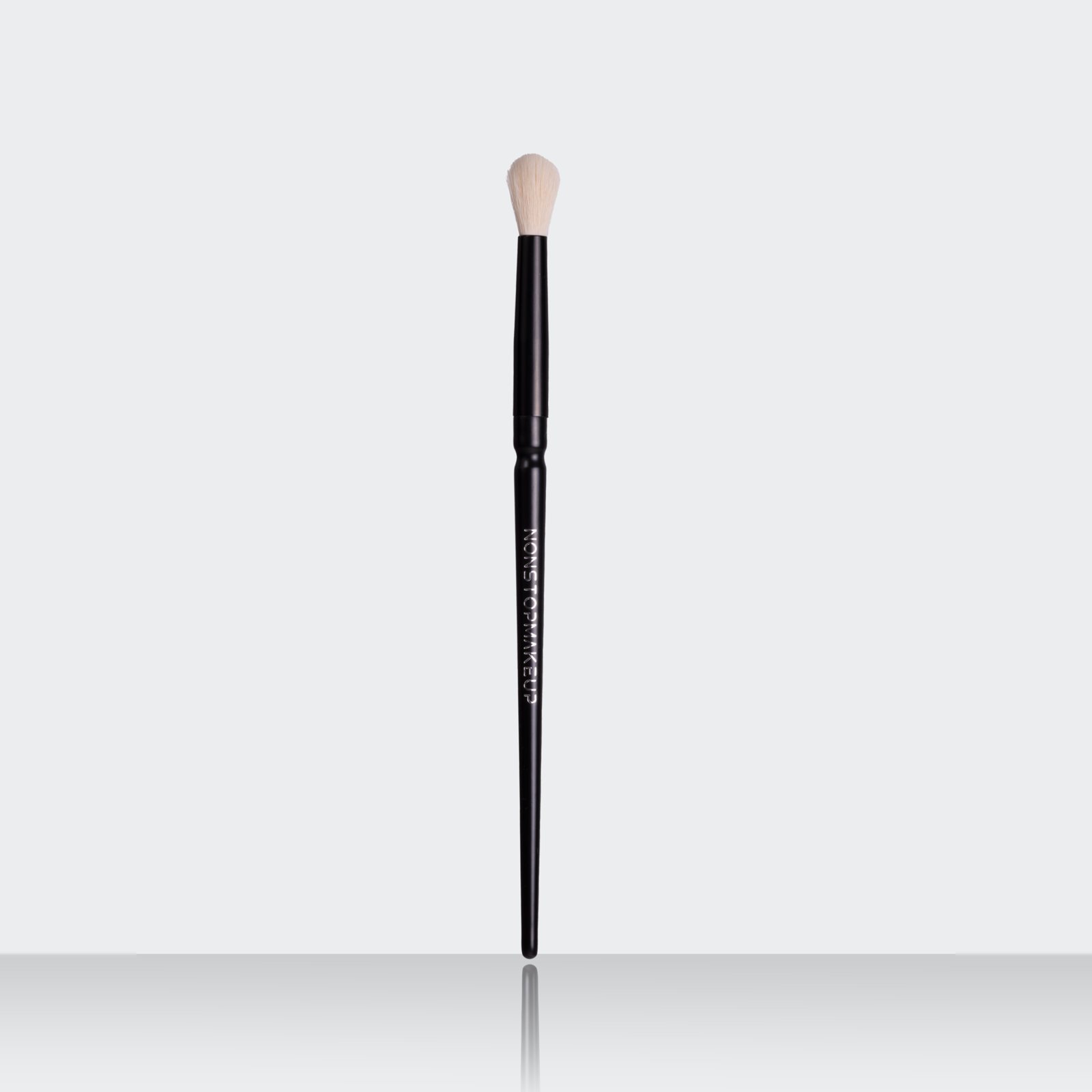 Кисть для растушёвки теней Pro Crease